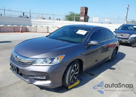 2017 Honda Accord Ex-L z USA, uszkodzony, nr VIN 1HGCR2F81HA281468
